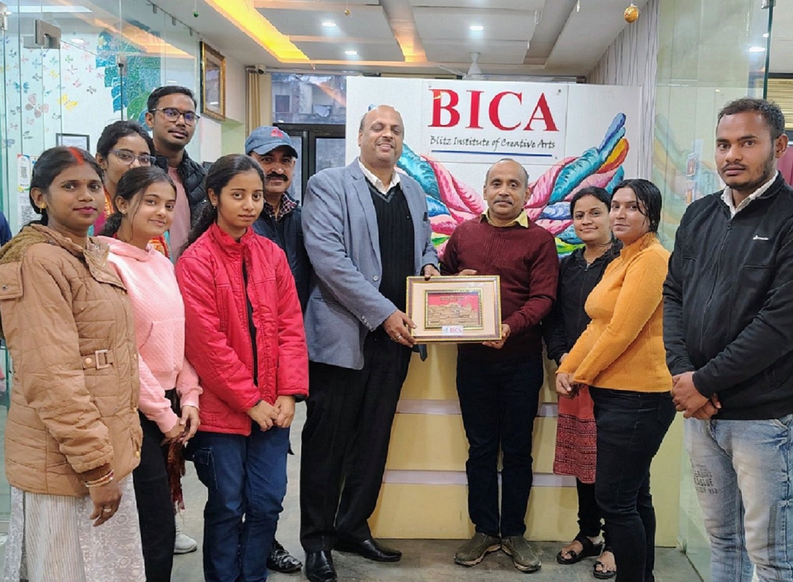 Image gallery marquee